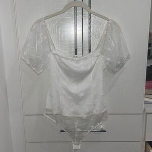Le Lis Small White Star Bodysuit